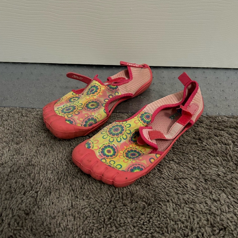 Rainbow water shoes